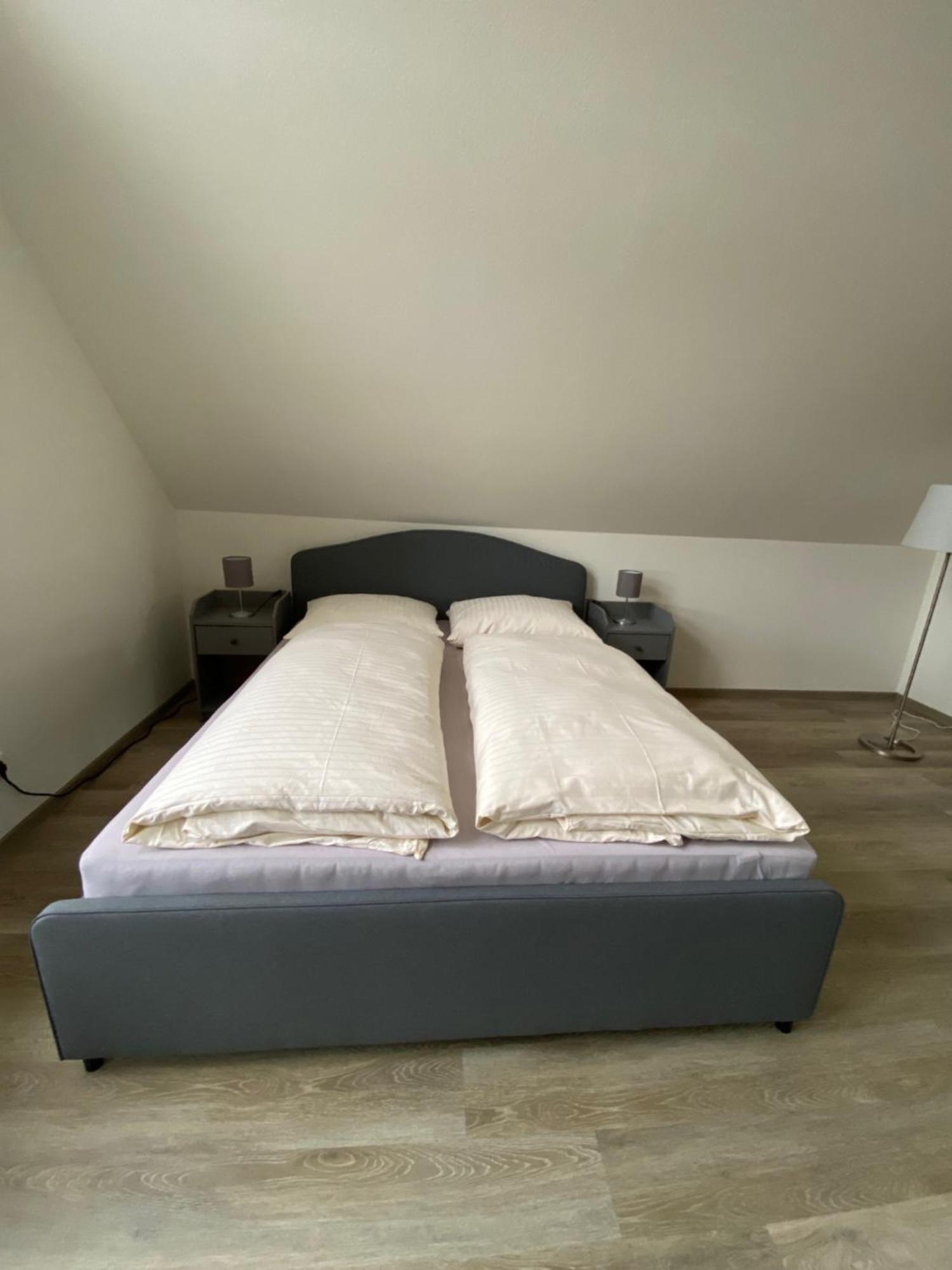 Marc5 Hotel Cadenberge ภายนอก รูปภาพ
